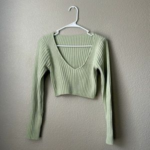 Long sleeve mint green crop top